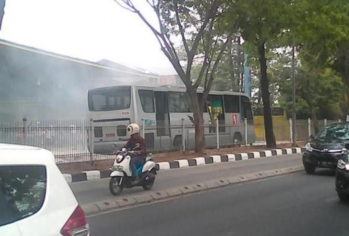 Bus Transjakarta Terbakar di Permata Hijau