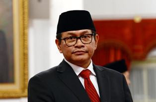 Jokowi Dikabarkan Minta Maaf ke PKI, Istana Resah