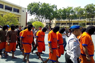 Jadi Saksi Kunci, Keberadaan Petani Korban Penganiayaan di Lumajang Dirahasiakan