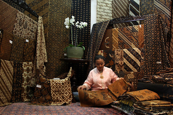 Selamat Hari Batik Nasional Puncaki Trending Topic Twitter