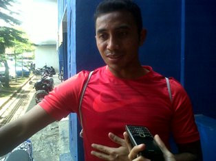 Firman Utina: Tanpa Enam Pemain, Pelatih Persib Berjudi