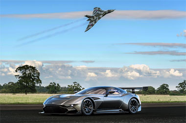 Aston Martin Vulcan Dipersembahkan untuk Mengenang V Bomber 