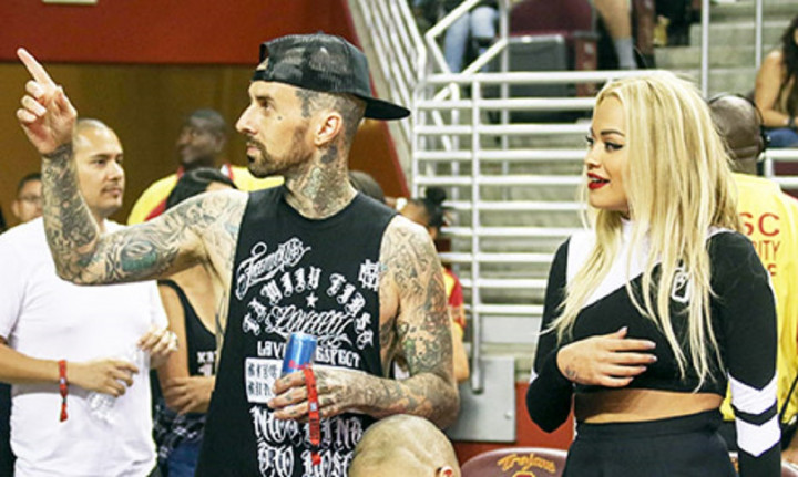 Rita Ora Pacaran dengan Travis Barker