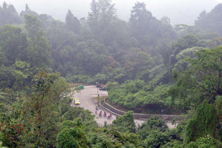 Juara Tahun Lalu Kuasai Etape Kedua di Lintasan Baru