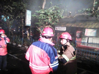 Tinjau Kebakaran, Ridwan Kamil Janji Akan Maksimalkan Fungsi Sungai