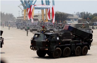 TNI Suguhkan Berbagai Demonstrasi di Usia ke-70