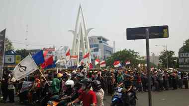 Arak Setan Datangi Kejaksaan Tinggi Jawa Tengah