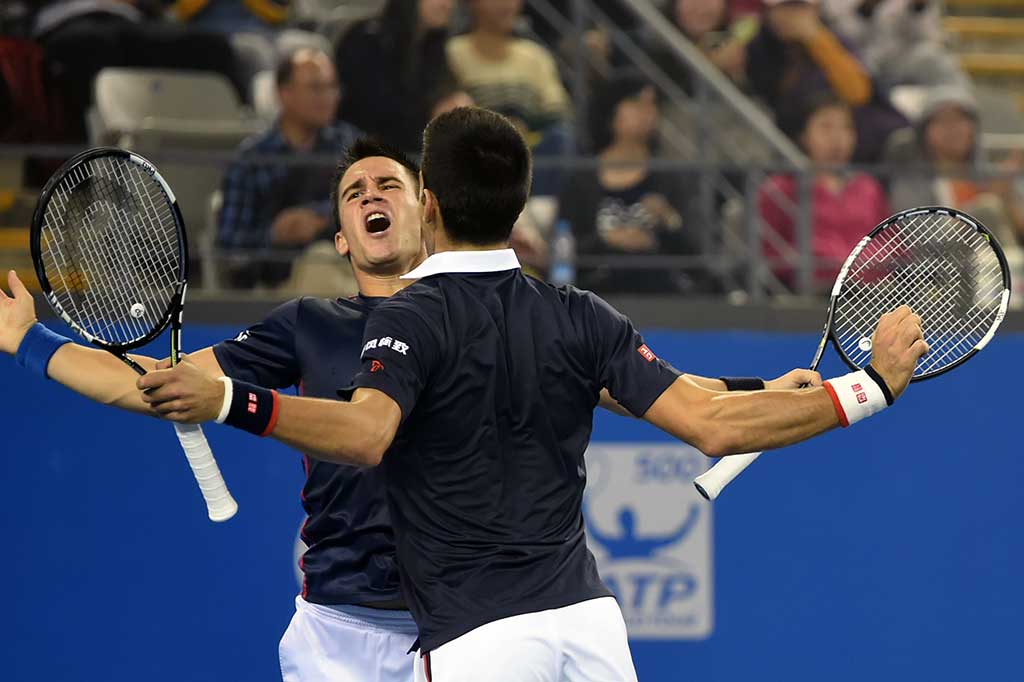 Berpasangan Dengan Adiknya, Djokovic Melaju ke Babak Kedua