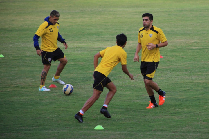 Susunan pemain Sriwijaya FC vs Arema Cronus