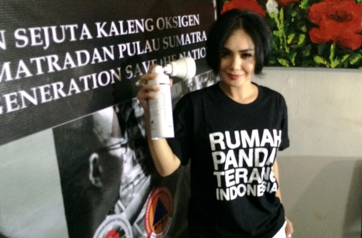 Ajari Kemandirian, Yuni Shara Suruh Anak Naik Angkot