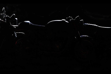 Triumph Pamerkan Teaser Bonneville Terbaru, Pakai Radiator? 