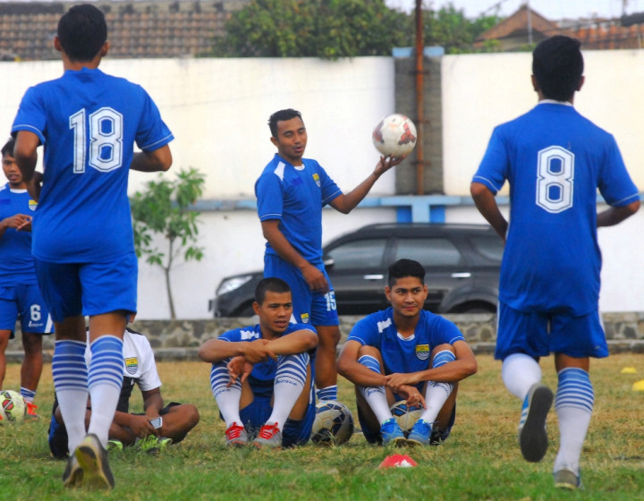 <i>Venue</i> Final Masih Samar, Program Latihan Persib Terganggu