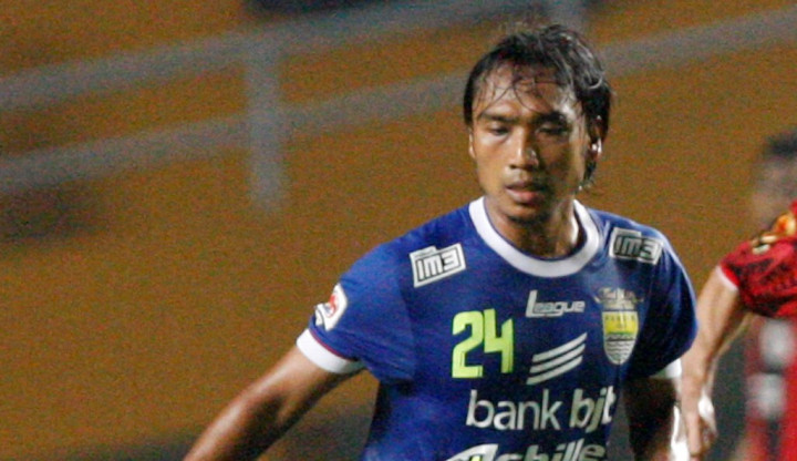 Djanur Masih Tunggu Nasib 'Gelandang Pengangkut Air' Persib
