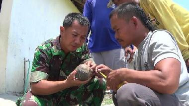 Tukang Becak Temukan Granat di Pinggir Jalan