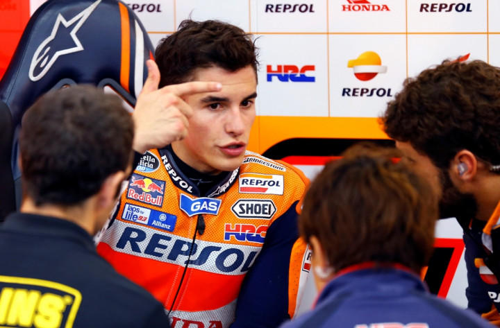 Marquez Kerja Keras Imbangi Kecepatan Lorenzo