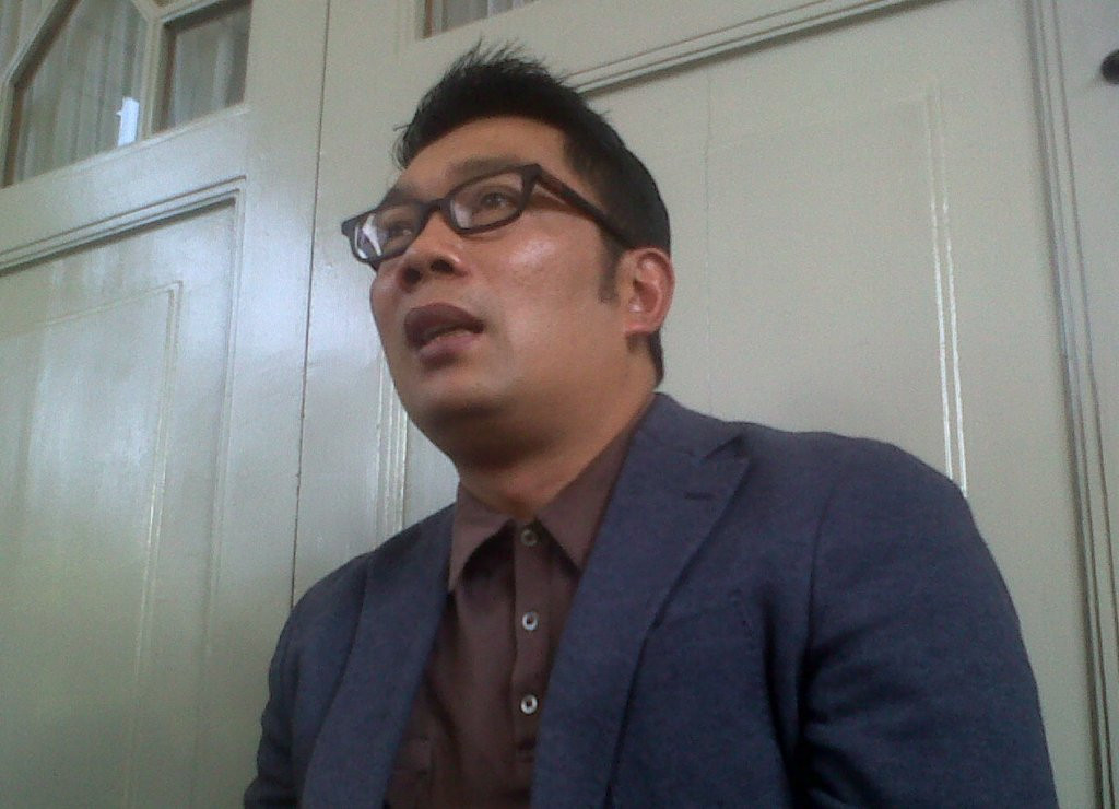 Ridwan Kamil juga imbau Rukun Warga dan Kelurahan di Kota Bandung gelar nobar final Piala Presiden 2015 antara Persib Bandung kontra Sriwijaya (Foto: MTVN/Roni)