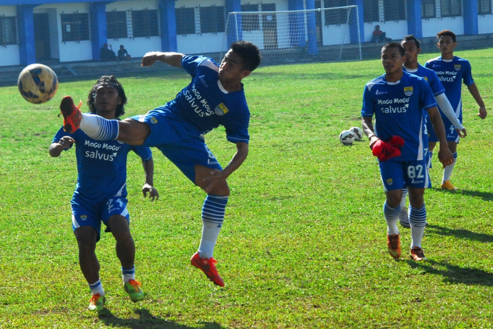 Babak I: Gol Bunuh Diri Warnai Keunggulan Persib atas Sriwijaya