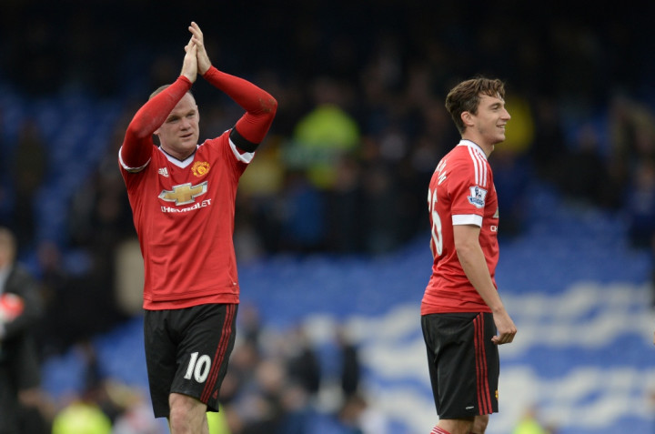 Rooney Tak Peduli dengan Kritik