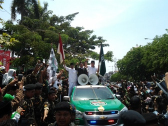 Ketum PBNU Lepas Kirab Santri Surabaya-Jakarta