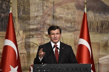 PM Davutoglu: Turki Tembak Jatuh Drone Buatan Rusia