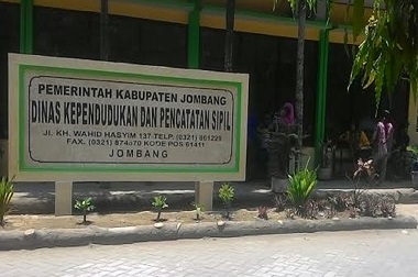 Kepala Disdukcapil Jombang Keluhkan Printer e-KTP