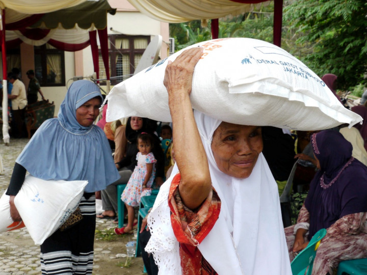 Penyaluran Raskin 13 Sulut Capai 87%