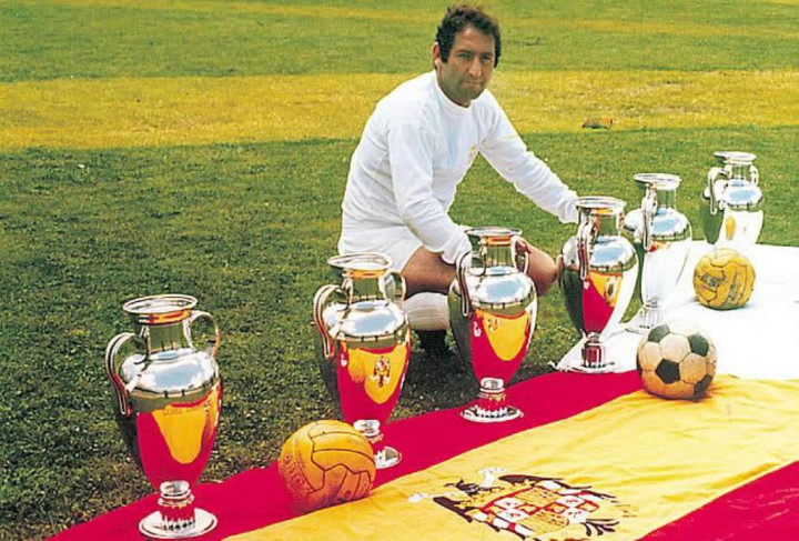 <i>On This Day:</i> Lahirnya Pahlawan Real Madrid di Pentas Eropa