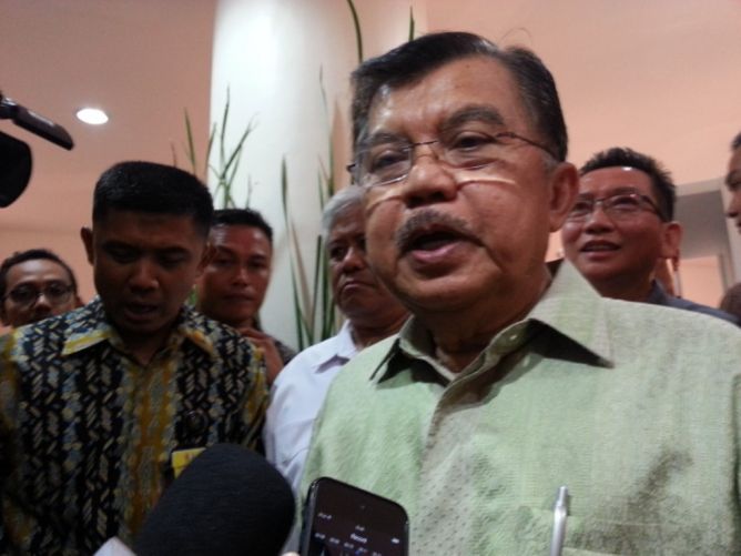 OTT Anggota DPR, JK Yakin KPK Patuhi Aturan Hukum 