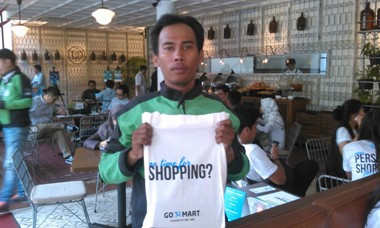 Penghasilan Berkurang, Driver Go-Jek Tetap Bertahan