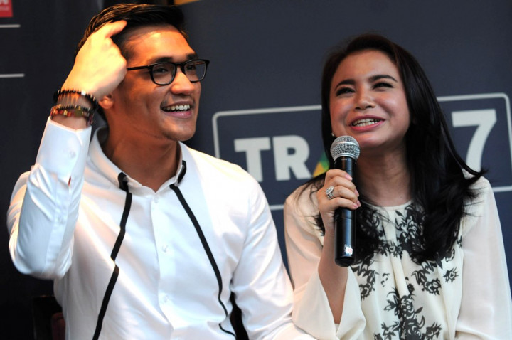 Rossa-Afgan Boyong Penghargaan Anugerah Planet Muzik 2015