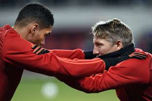 Schweinsteiger Nantikan Derby Manchester