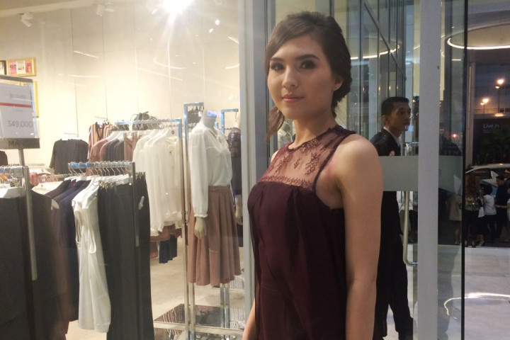 Olivia Jensen Bisnis Busana <i>Ready to Wear</i>