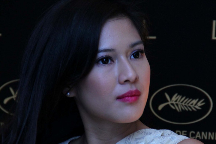 Peduli Korban Asap, Dian Sastro Galang Dana via Online