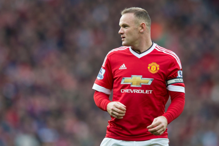 Xavi Nilai Rooney Harus Bergeser Jadi Pemain Tengah