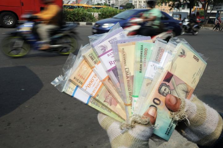 2016, SMGR Bidik Pertumbuhan Pendapatan Hanya 5-6%