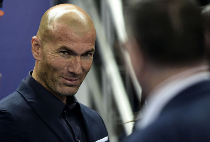 Zidane Tak Setuju Martial Disejajarkan dengan Henry