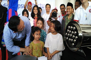  Ahok Kirimkan Harapan Warga DKI di Kapsul Waktu