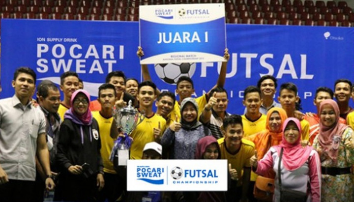 SMAN 12 Pekanbaru & SMAN 5 Depok Maju ke <i>Grand Champion</i> PSFC 2015  