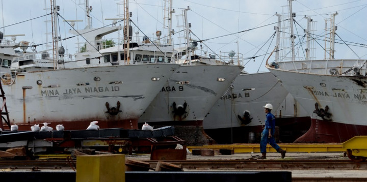 Lewat Tol Laut Kirim Barang Lebih Murah