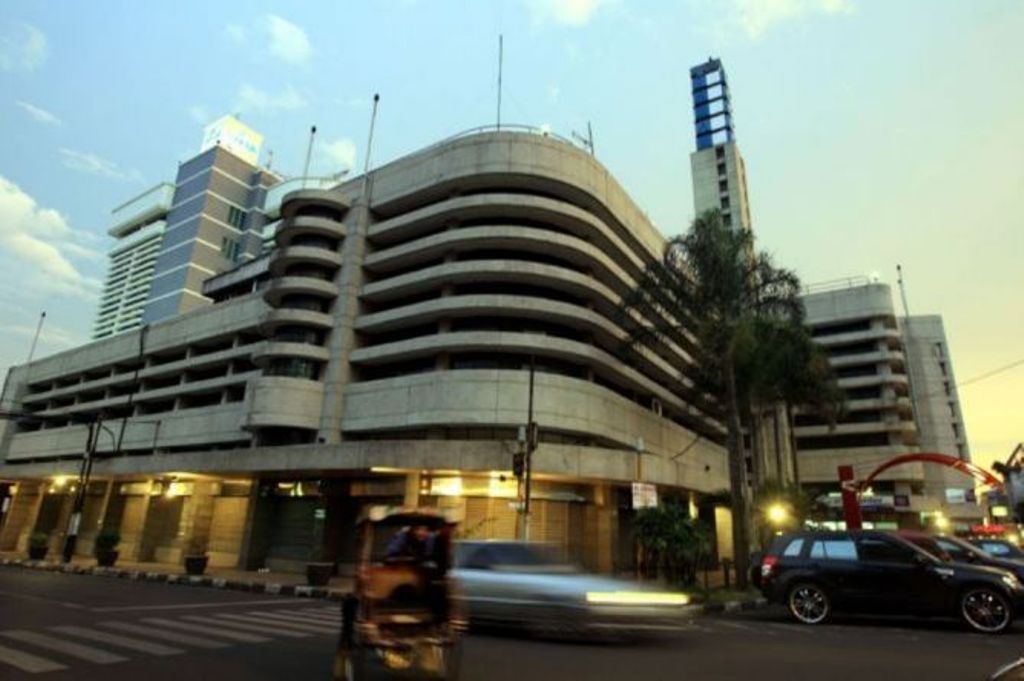 Gedung BJB (MI/ROMMY PUJIANTO)