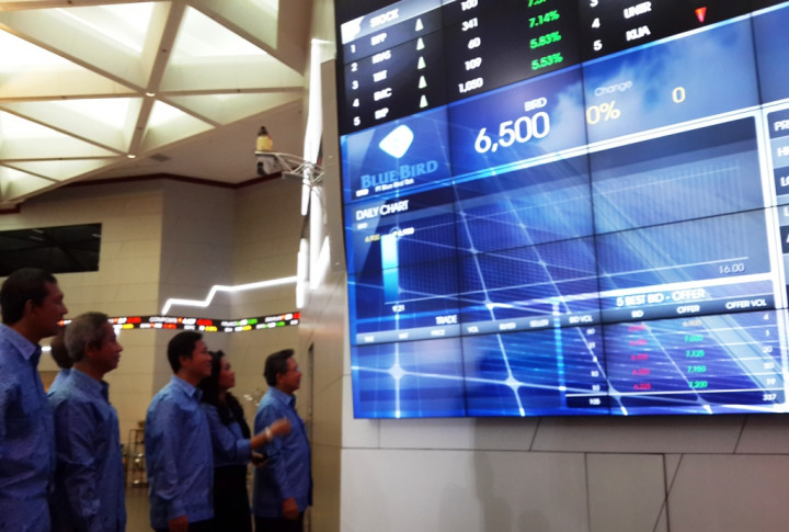 Satu Tahun Eksis di Bursa, 5.300 Karyawan Cicipi Saham Blue Bird