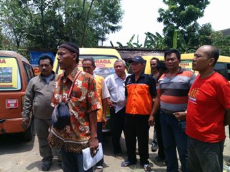 Pemilik Angkot Solo Keberatan Peremajaan Armada