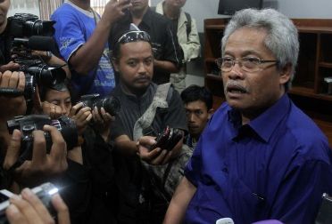 Mbah Rono: Gunung yang Meletus adalah Rinjani, Bukan Barujari