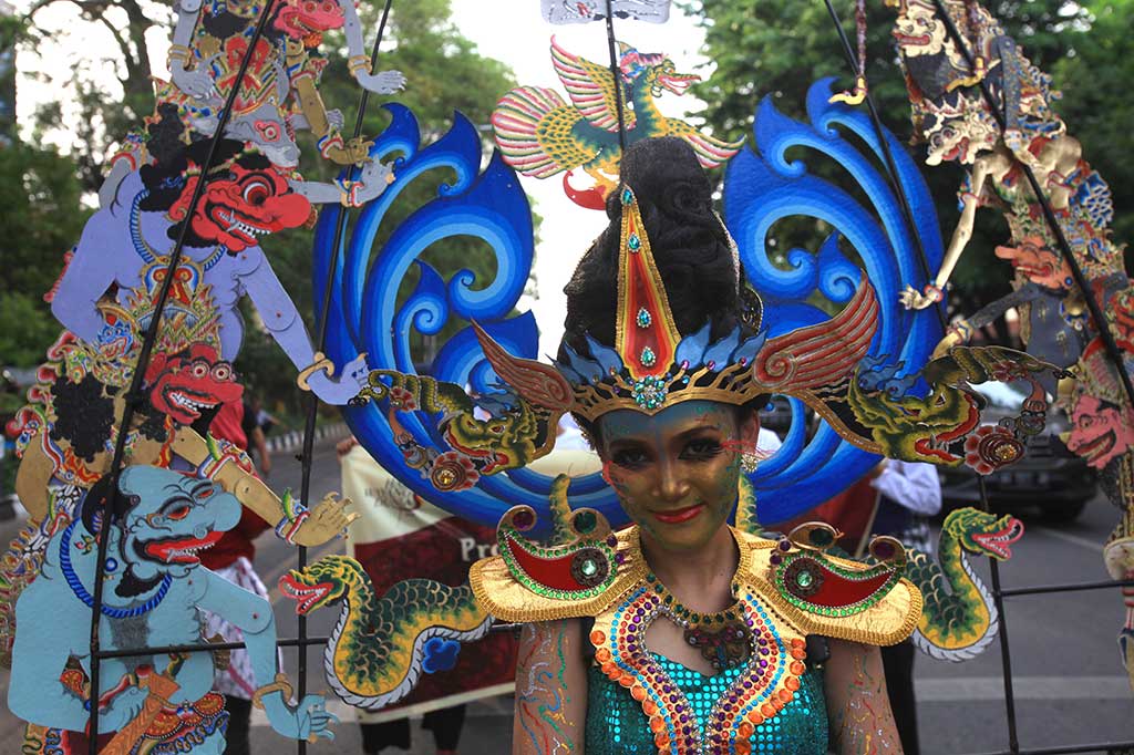 Solo Gelar Kirab Wayang