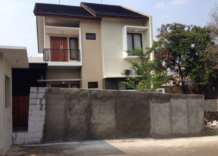 Rumah Ditembok, Begini Kehidupan Denny Sehari-hari