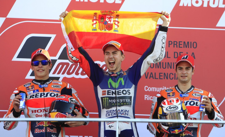 Keceriaan Lorenzo dalam Rangkaian Foto