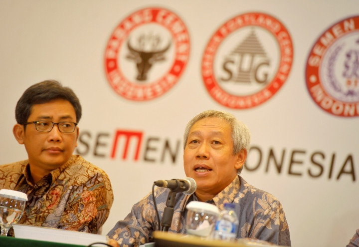 Laba Semen Indonesia Diprediksi Jeblok di 2015