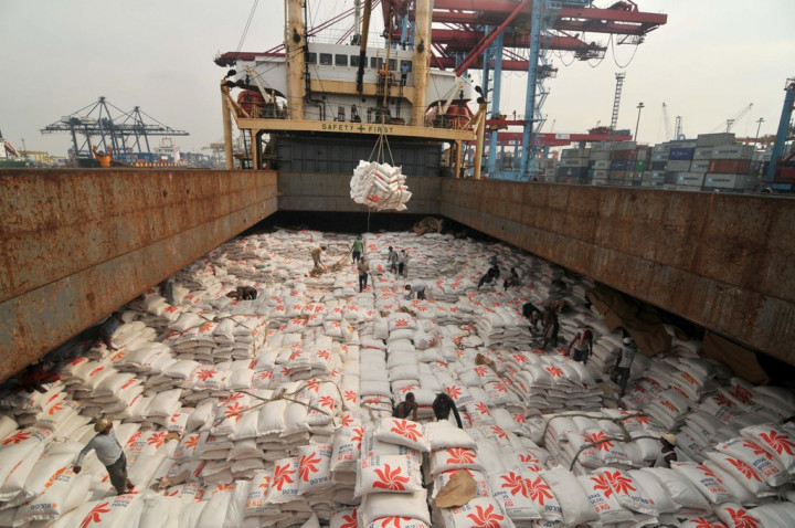 Impor Beras, Jalan Terbaik Pasok Daerah Nonsentra Produksi