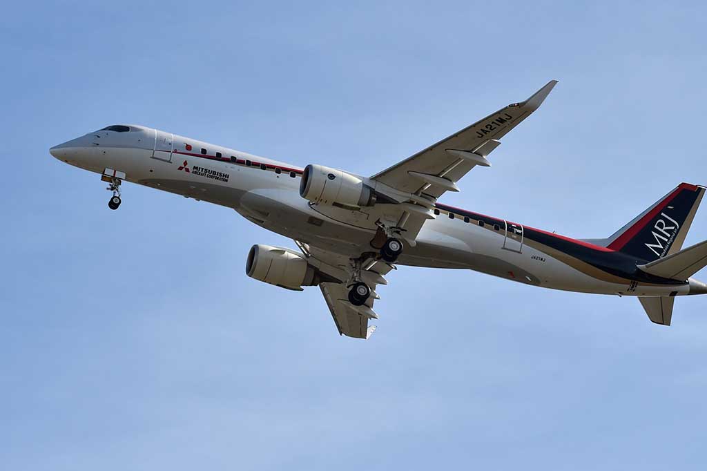 Jet Produksi Jepang Lakukan Penerbangan Perdana