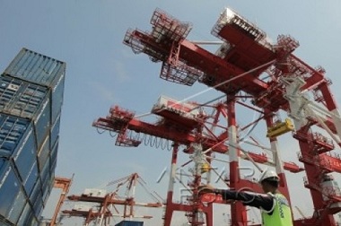 Masyarakat Adukan Dugaan Jual Beli Tanah Proyek JIIPE